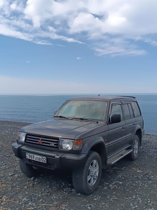 Митсубиси Паджеро 2