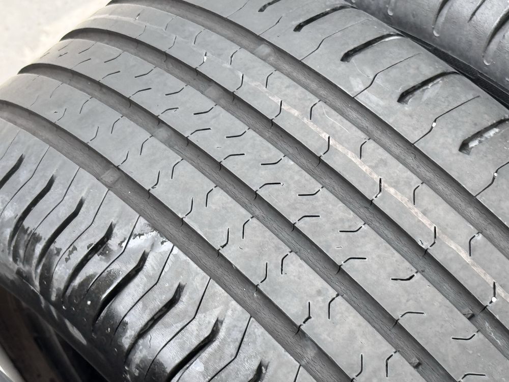 215/55/R17 Continental EcoContact5 4бр летни dot2922 4-5мм