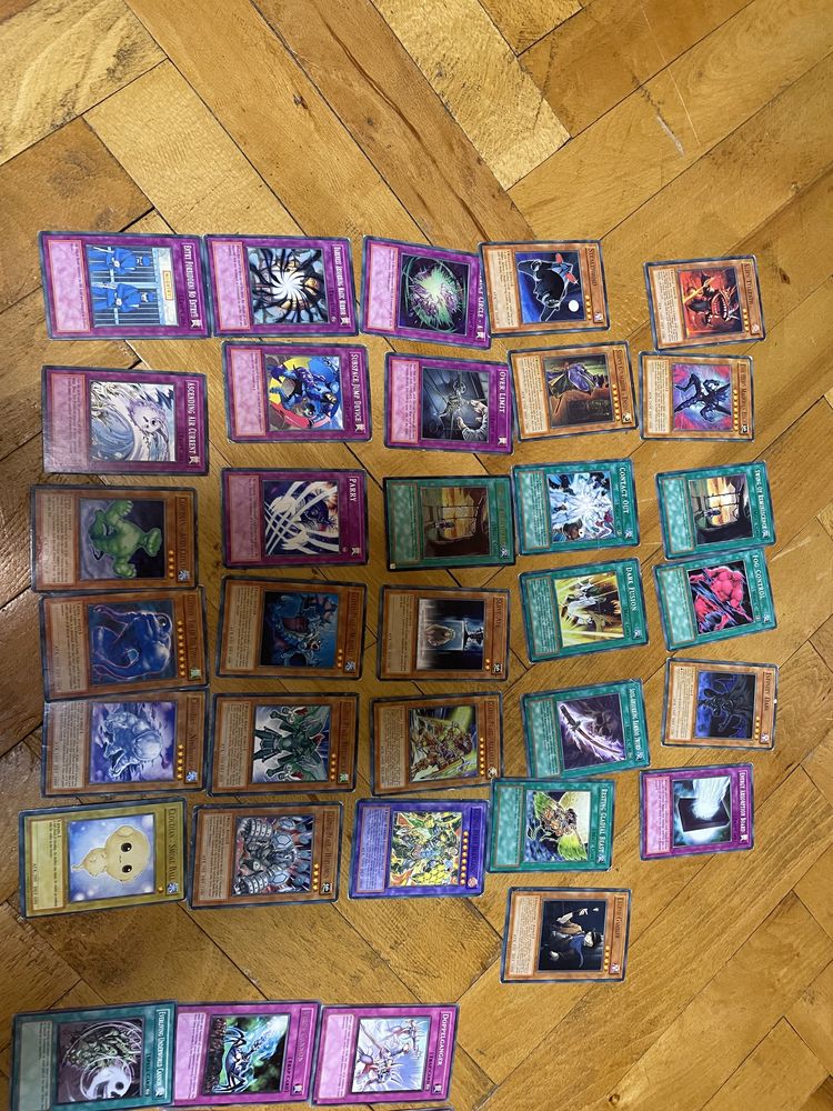 Carti yugioh originale /fake 622 de cartonase