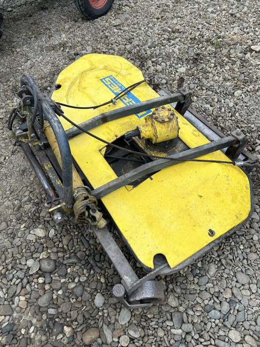 Tocator resturi vegetale