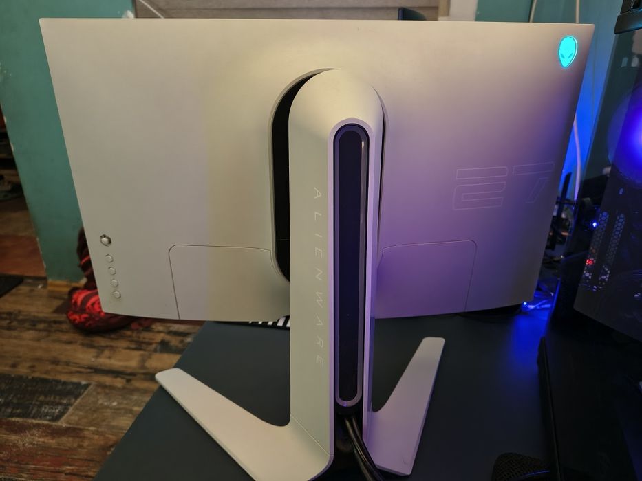 Monitor Alienware 2720HFA, 240hz FHD