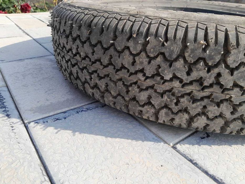 Продаю покрышки новая и б/у R16С