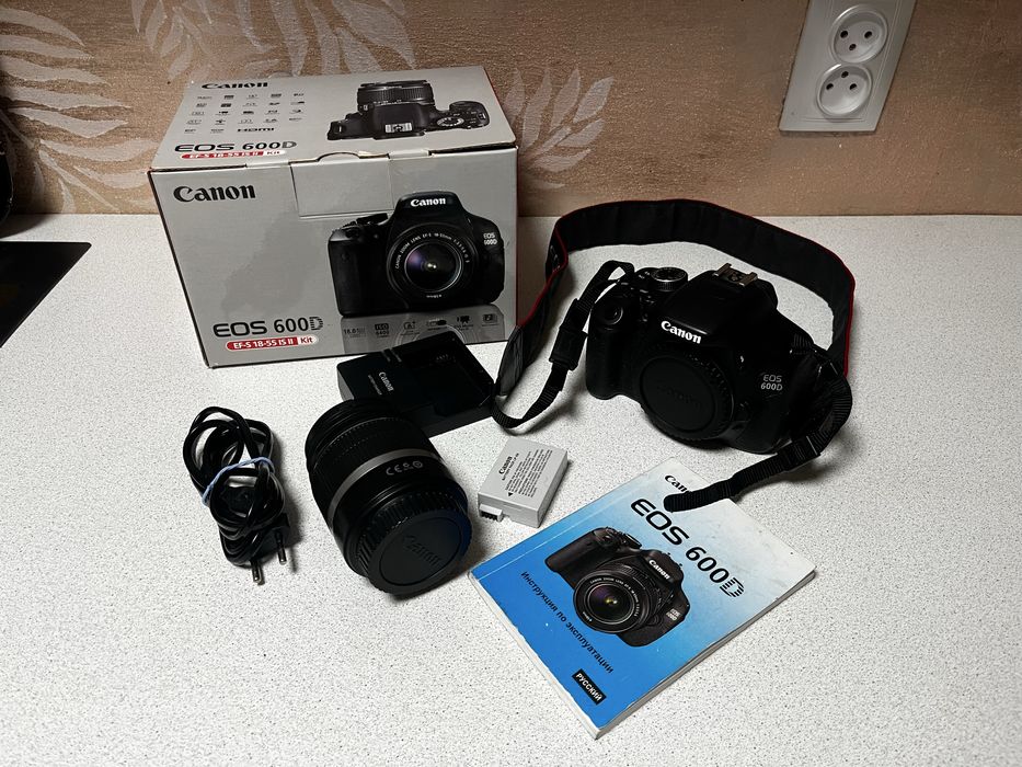 Фотоаппарат Canon eos 600D