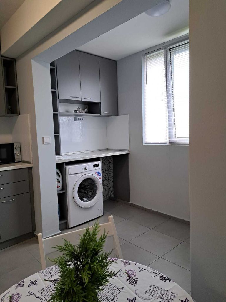 Дава се под наем Двустаен апартамент в Русе, Здравец - 45 кв.м за 255 € - Снимка #6
