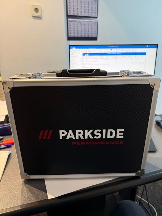 Valiza Parkside noua plastic si aluminiu