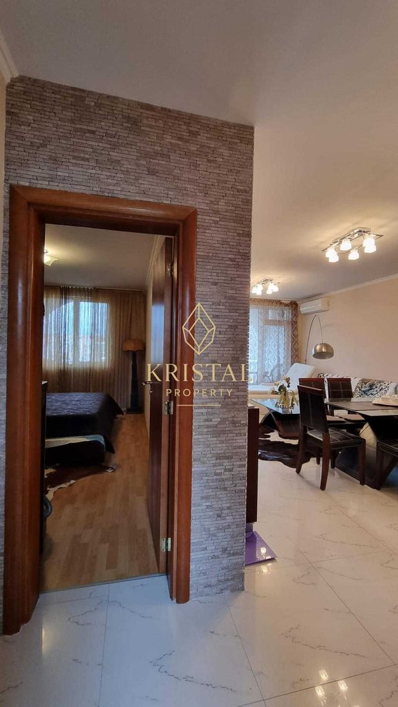 Продава се Двустаен апартамент в Свети Влас - 66 кв.м за 1773 €/кв.м - Снимка #11