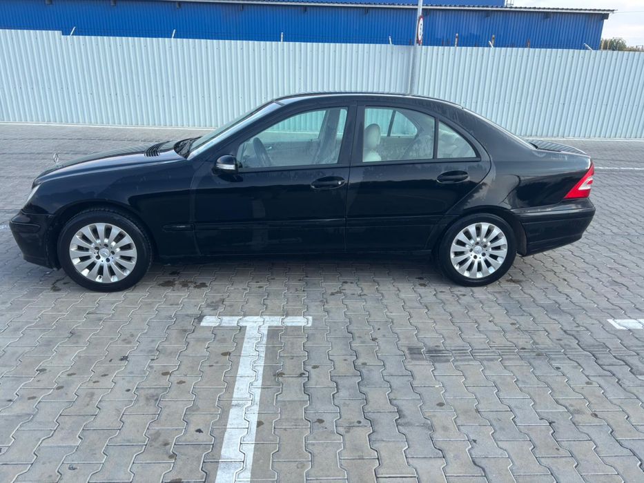 Mercedes C Class 180 Kompressor cu instalatie GPL