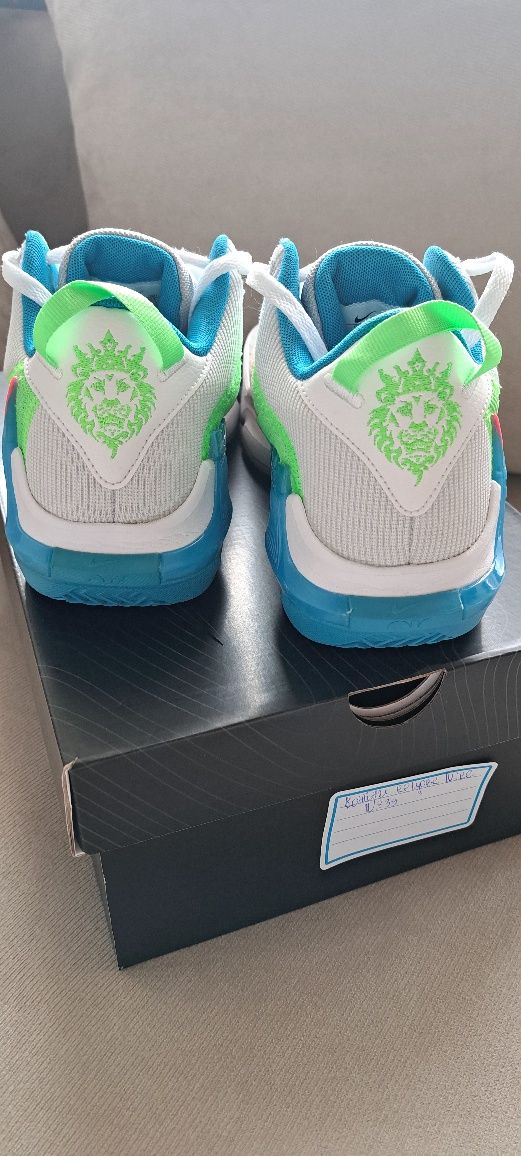 Маратонки Nike Lebron Witness vii