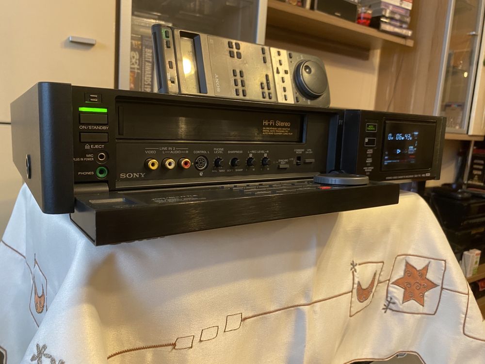 SONY SLV 715, Видео Рекордер. High end. RARE!