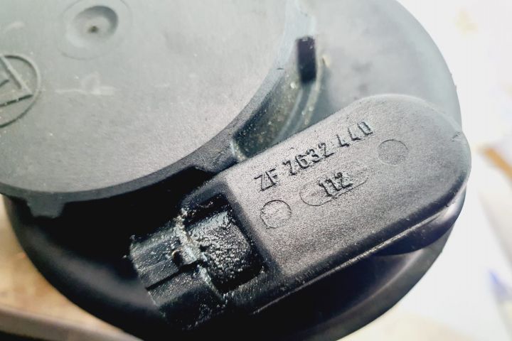 Vas lichid servodirectie ZF7632440 IVECO Stralis generatia  [din 2014 pana  2019] seria