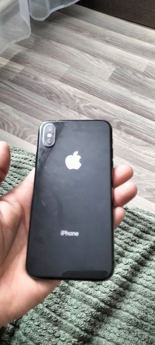 Iphone X в хорошем состоянии