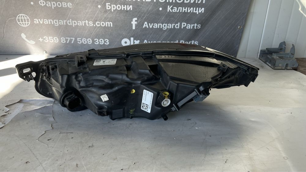 Десен фар Jaguar XF X260 (2015-2024)