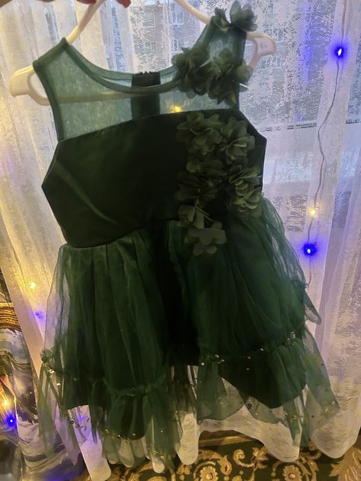 Продам новое платье