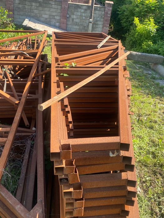 Железные готовые фермы балки 20 штук