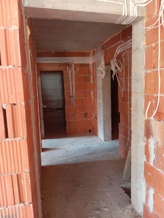 Продава се Тристаен апартамент в София, Малинова долина - 129 кв.м за 1783 €/кв.м - Снимка #1