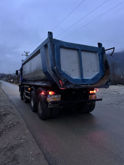 Autobasculanta Volvo 8x4