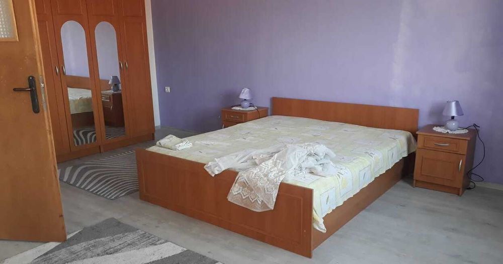 Дава се под наем Двустаен апартамент в Бургас, Възраждане - 56 кв.м за 200 € - Снимка #1