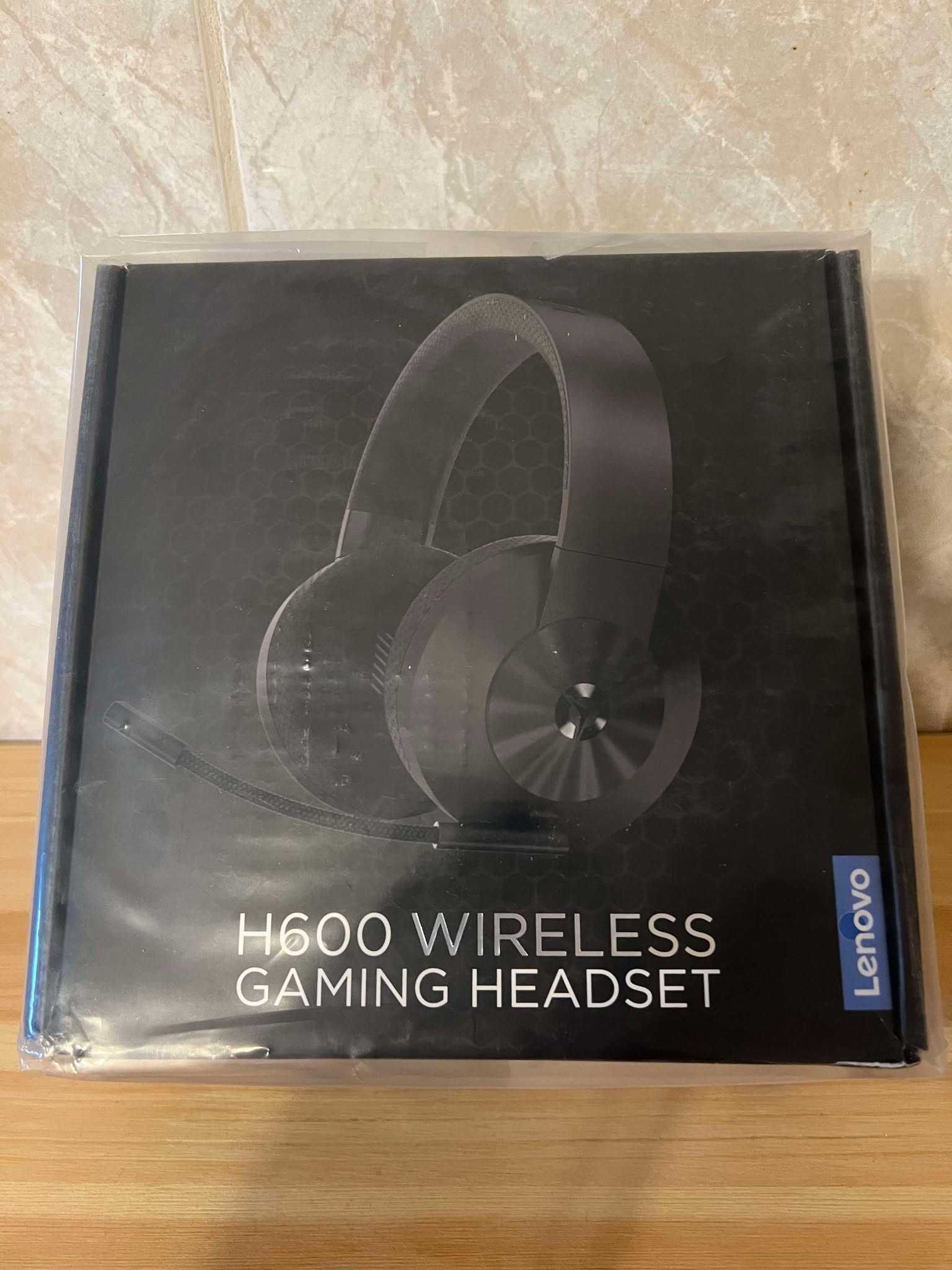 Casti gaming Lenovo Legion 600, Wireless, Negru + Statie de Incarcare