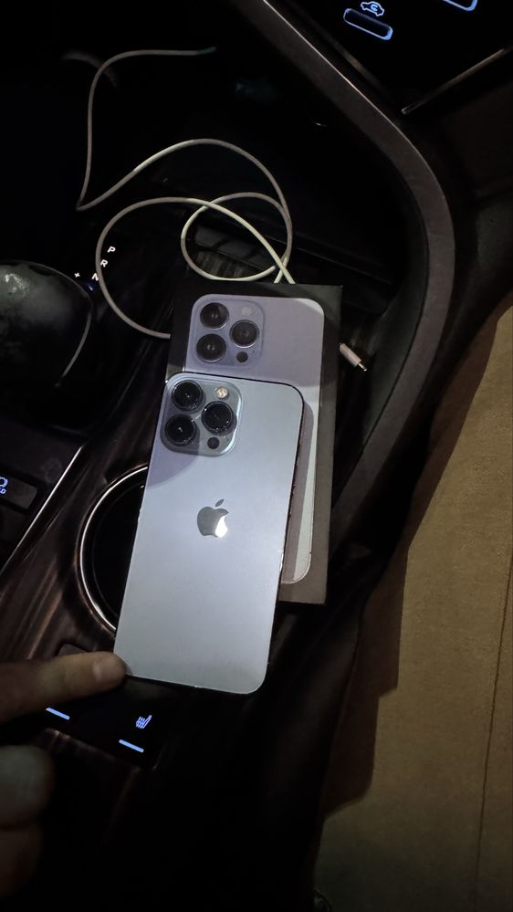 iPhone 13 pro          .