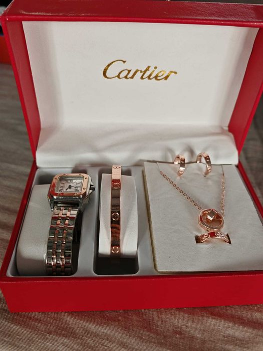 Set ceasuri dama CARTIER si DIOR