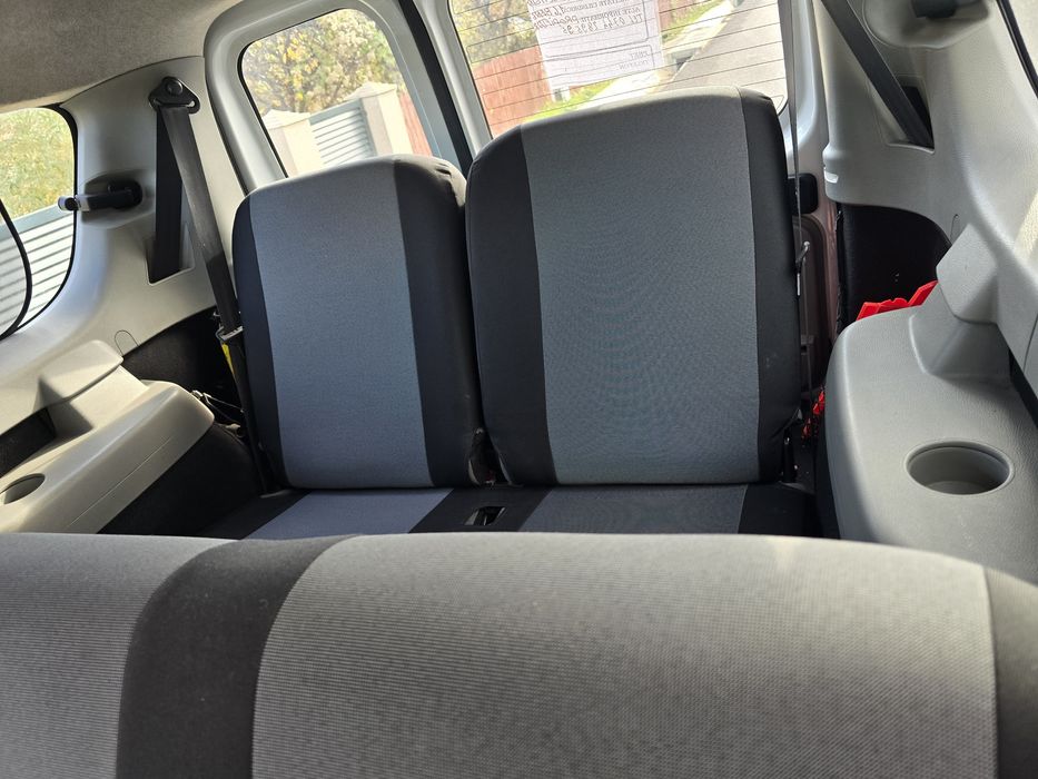 Dacia logan 7 locuri