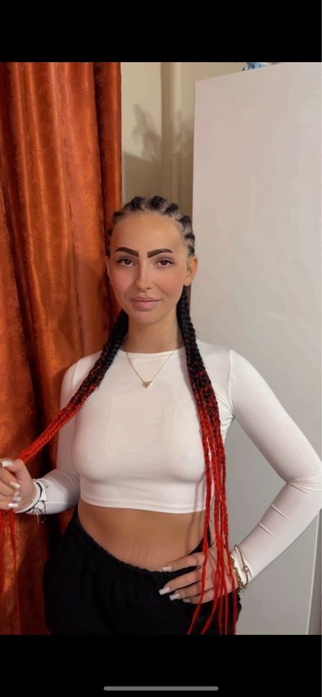 Realizez codite afro, cozi lungi elegante și multe alte modele