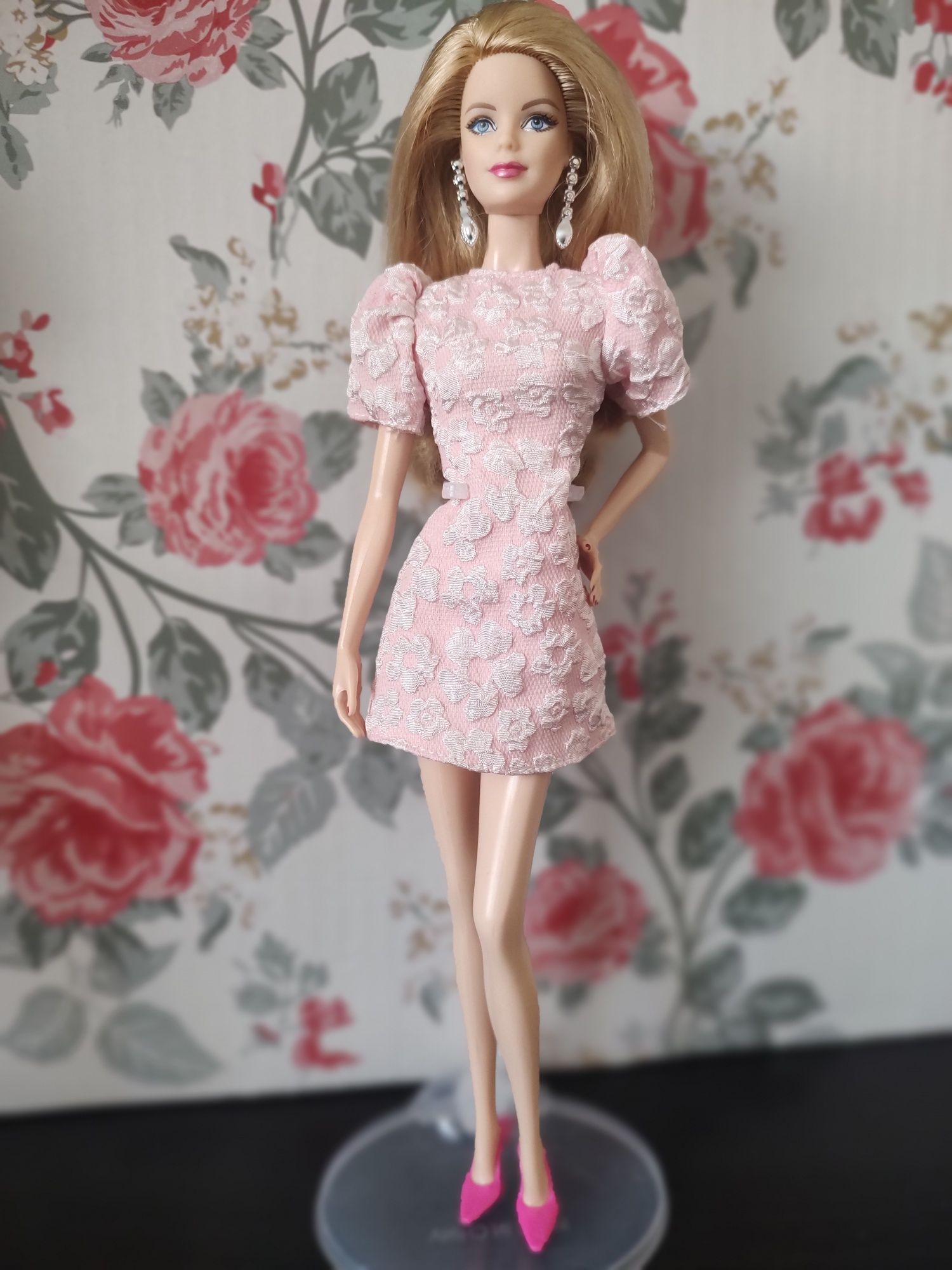 Barbie Holiday 2010 si 2015