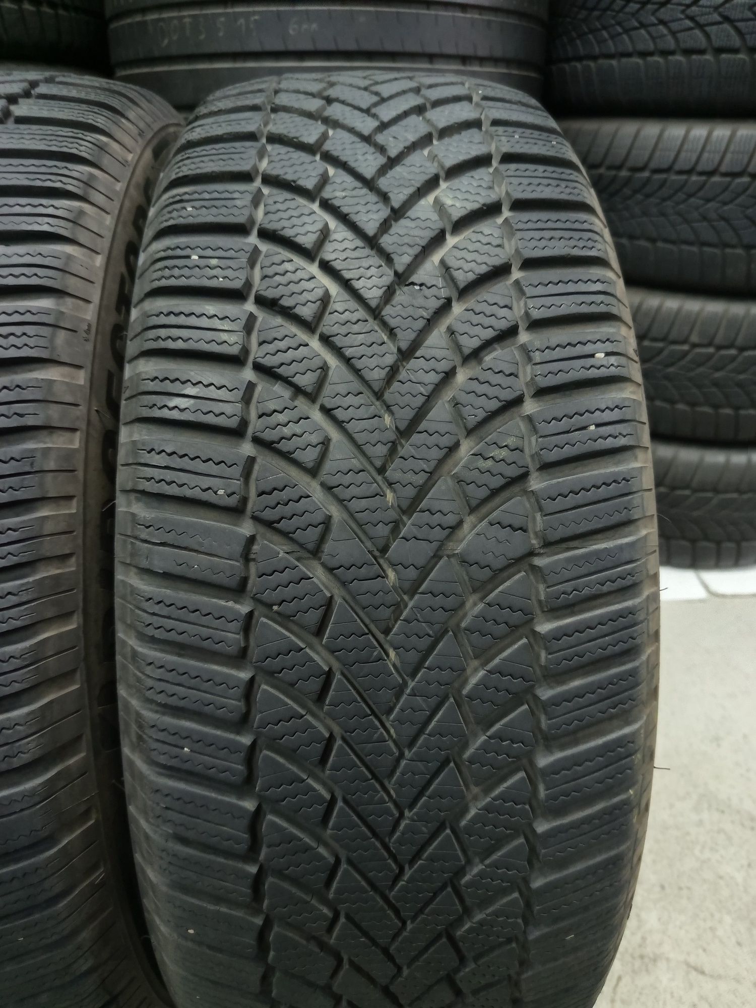 Bridgestone 235/55/20-4бр дот 2921