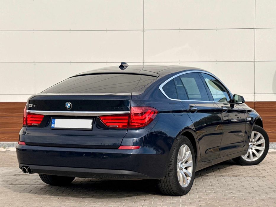 BMW Seria 5 GT 530D F07 X-Drive 2011