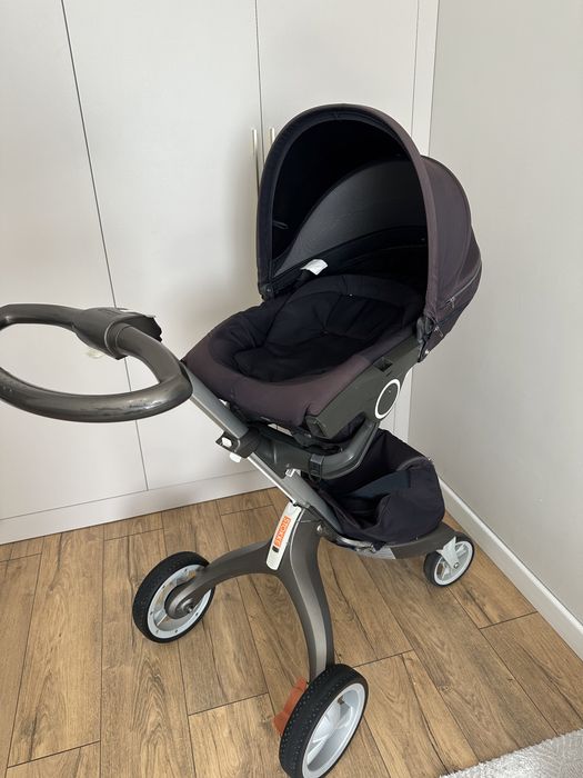коляска детская  STOKKE