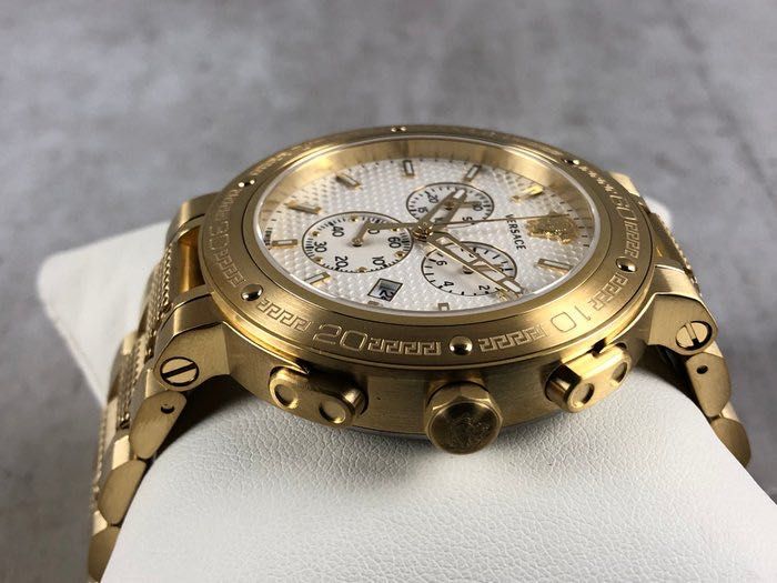 Versace V-Extreme Pro Chronograph VE2H006 21
