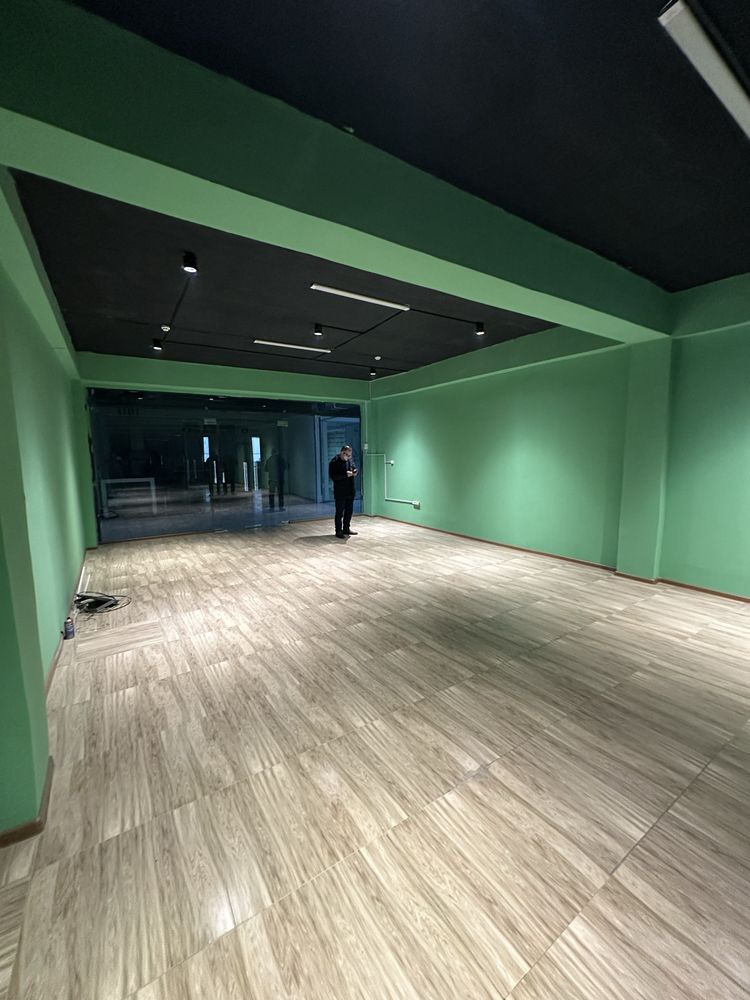 Ofis, show room!