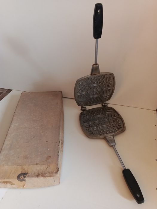 Форма для выпечки печенья.