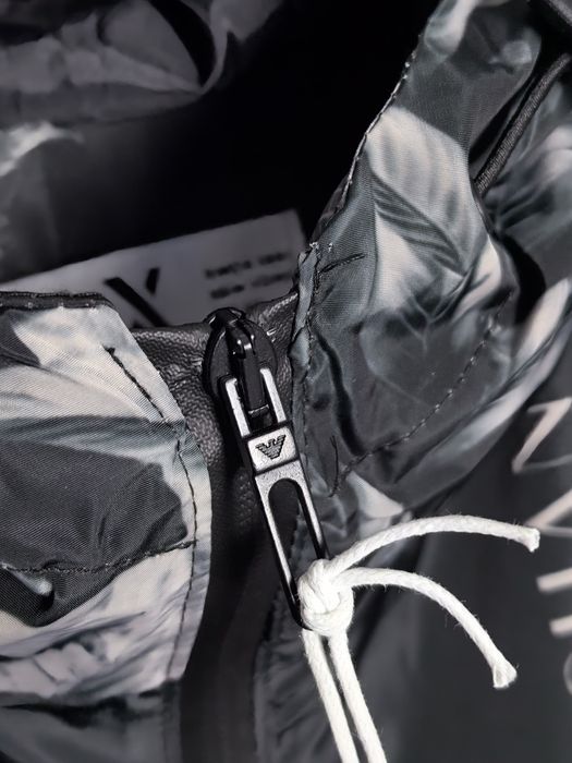 Emporio Armani ветровка