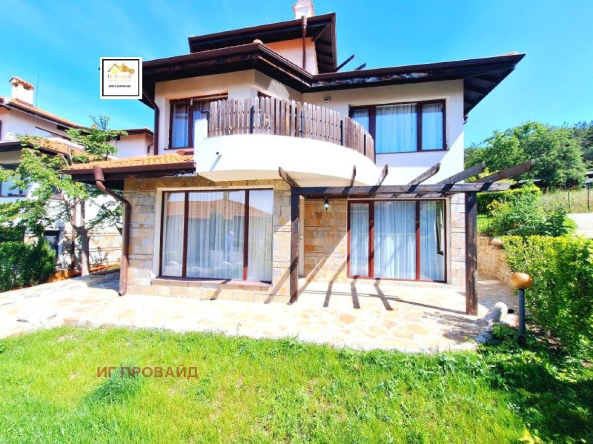 Продава се Етаж от къща в с. Кошарица, Област Бургас - 96 кв.м за 1094 €/кв.м - Снимка #2