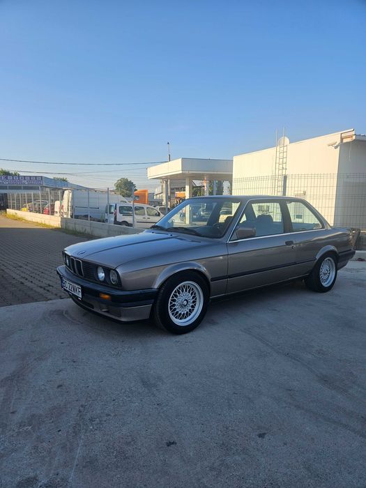 BMW E30 coupe 318IS