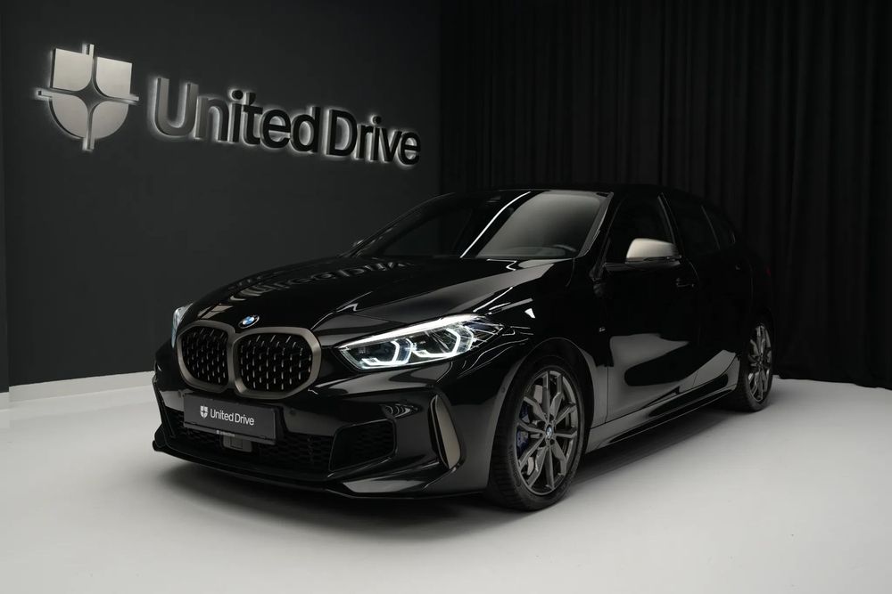 BMW M1 BMW M135i xDrive