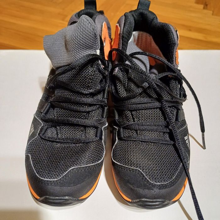 De vanzare Adidas Terrex masura 30
