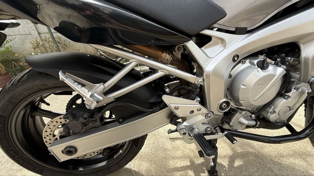 Yamaha FZ6 Fazer