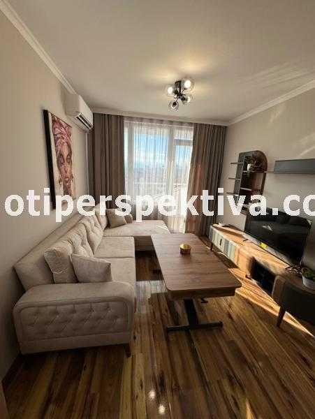 Продава се Тристаен апартамент в Пловдив, Съдийски - 84 кв.м за 2084 €/кв.м - Снимка #1
