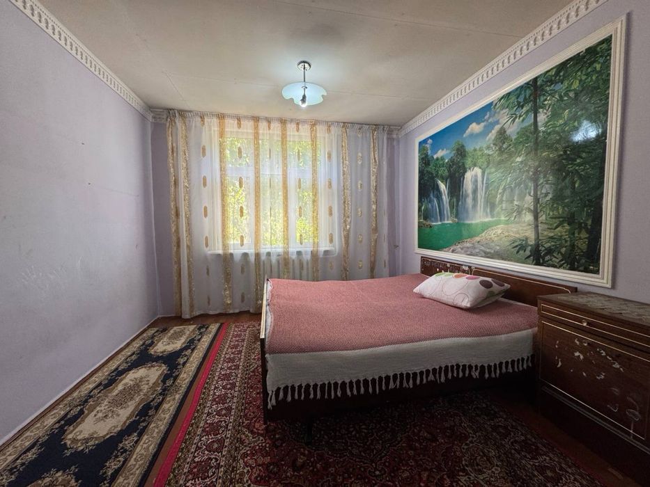 Участок с домом 4 соток. Яшнабад, университет Аджу, Инбазар ориентир