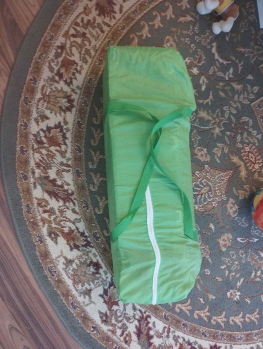 Patut copil pliabil cu saltea