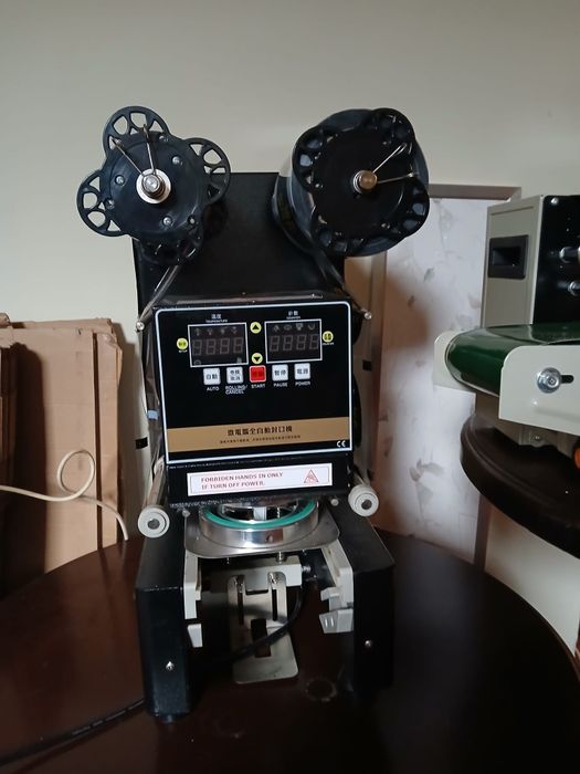 Masina sigilat pahare