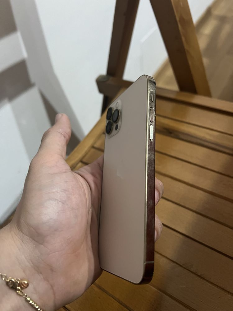 Iphone x cu carcasa de iphone 14 pro gold