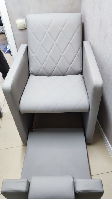 Продам педикюрное кресло