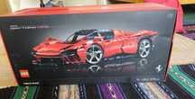 Нов и запечатан Lego Ferrari Daytona 42143