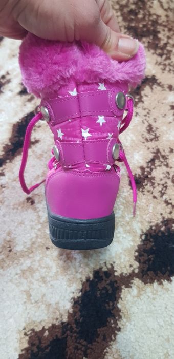 Ботушки 24 цикламени и 22 сиви