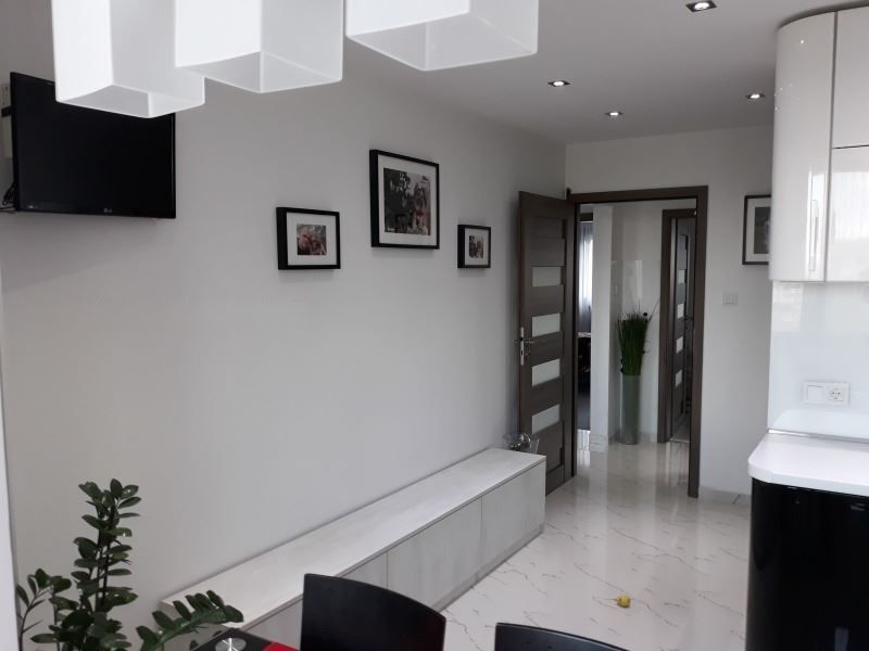 Продава се Тристаен апартамент в София, Красна поляна 3 - 90 кв.м за 2967 €/кв.м - Снимка #7