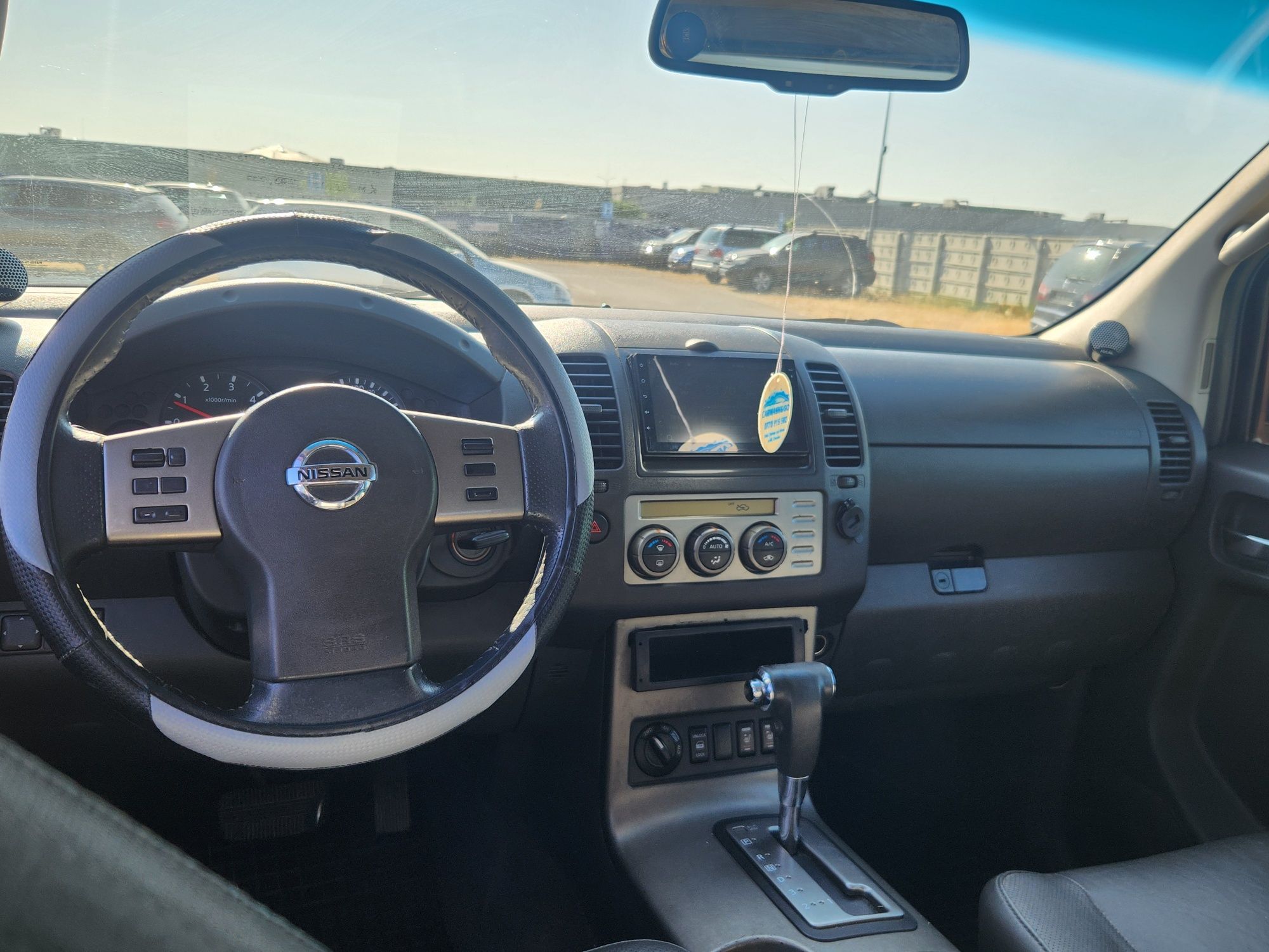 Vand Nissan Navara D40