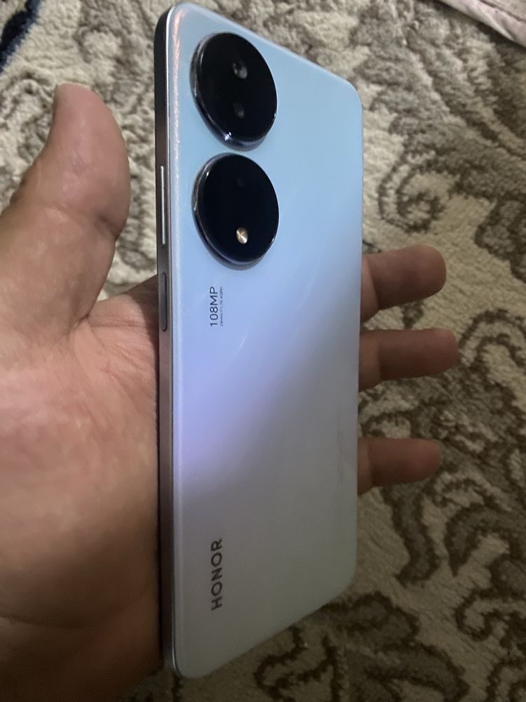 Telefon honor x7b